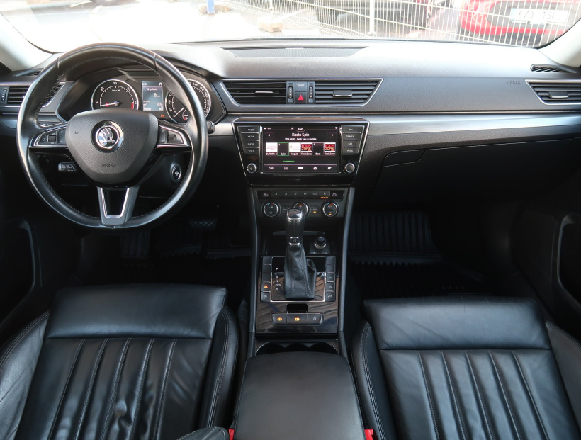 Škoda Superb, 2016