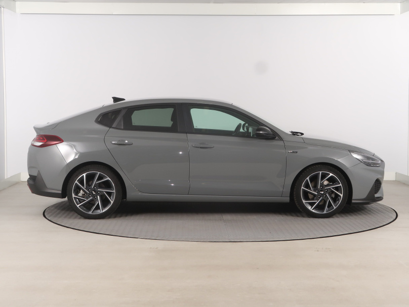Hyundai i30 Fastback, 2022