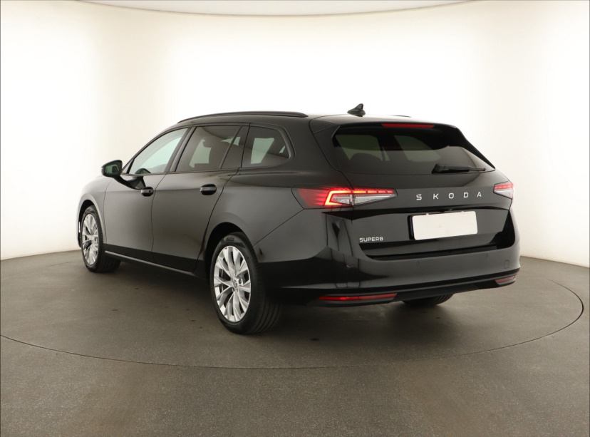 Škoda Superb, 2024