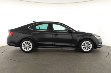Škoda Octavia - 2023