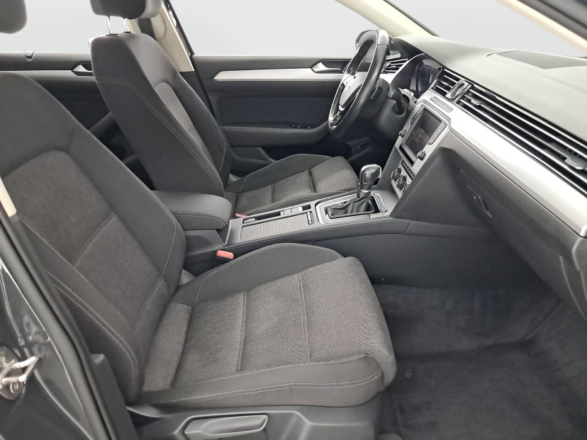 Volkswagen Passat, 2016