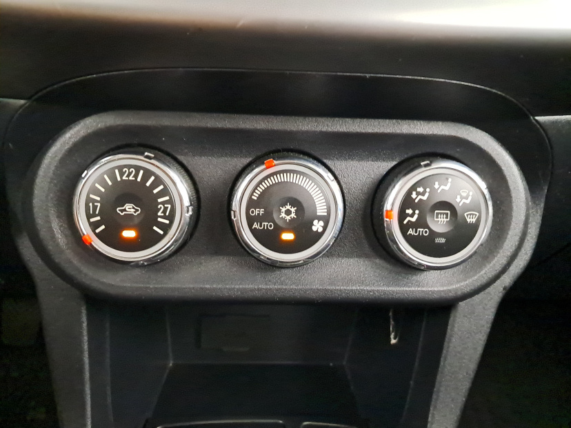 Mitsubishi Lancer, 2011