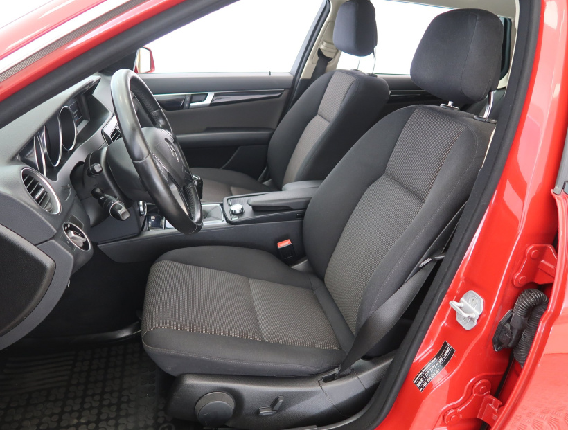 Mercedes-Benz C, 2012