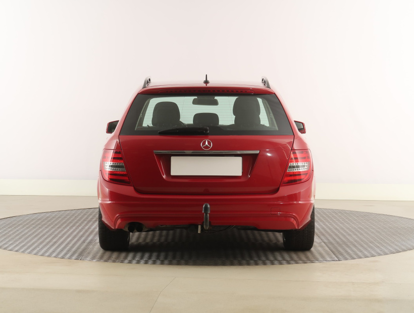 Mercedes-Benz C, 2012