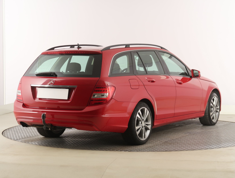 Mercedes-Benz C, 2012
