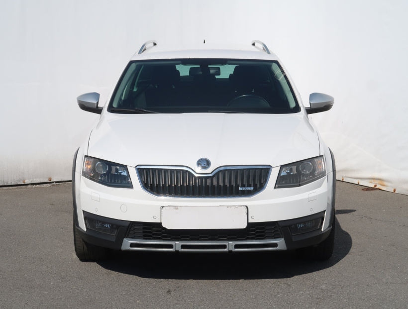 Škoda Octavia Scout, 2015