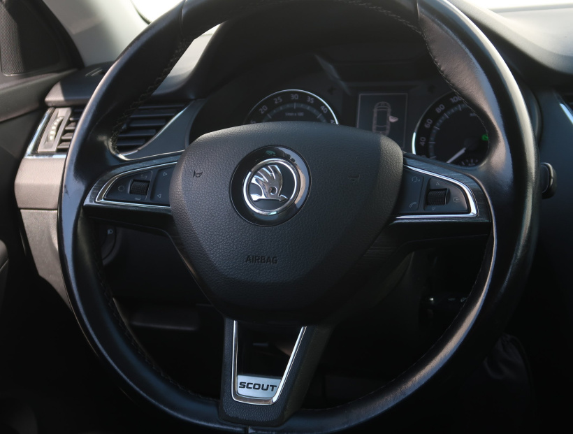 Škoda Octavia Scout, 2015