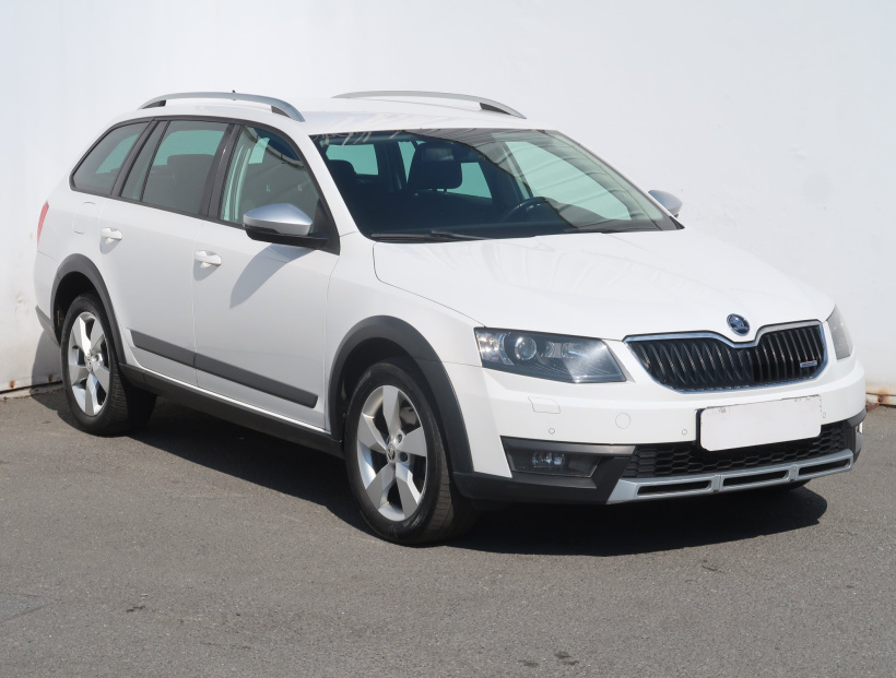 Škoda Octavia Scout, 2015