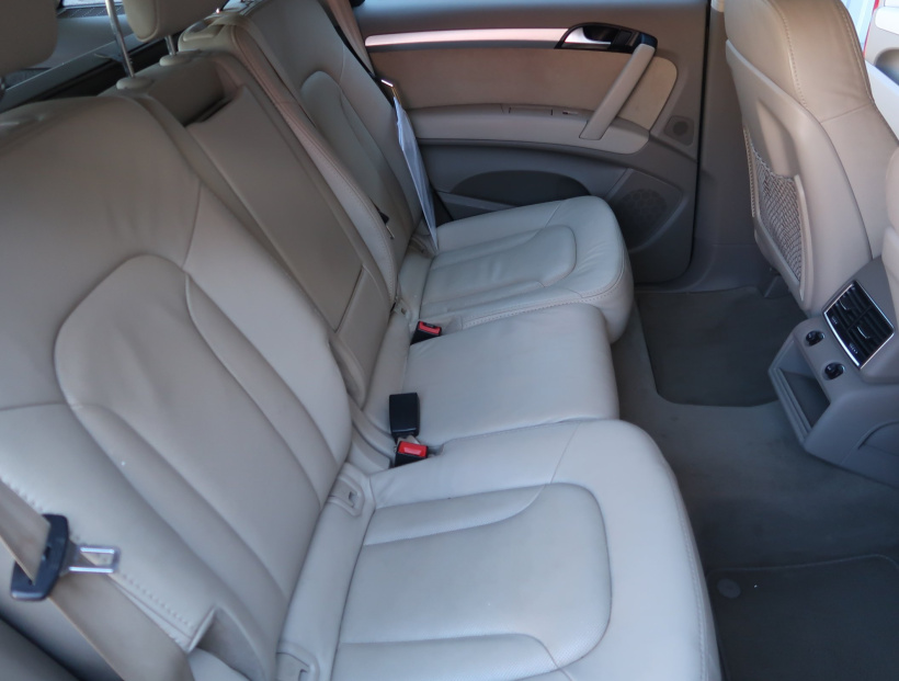 Audi Q7, 2011