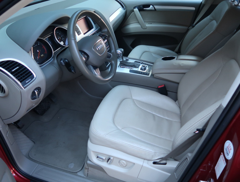 Audi Q7, 2011