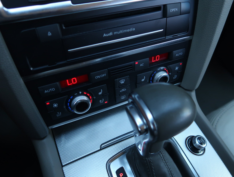 Audi Q7, 2011