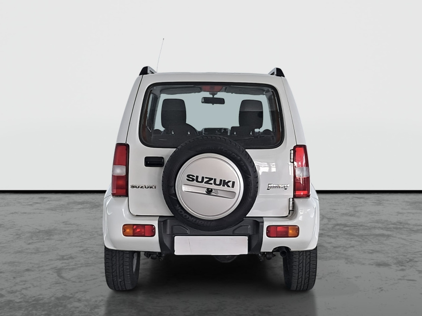 Suzuki Jimny, 2015
