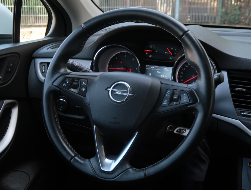 Opel Astra, 2017