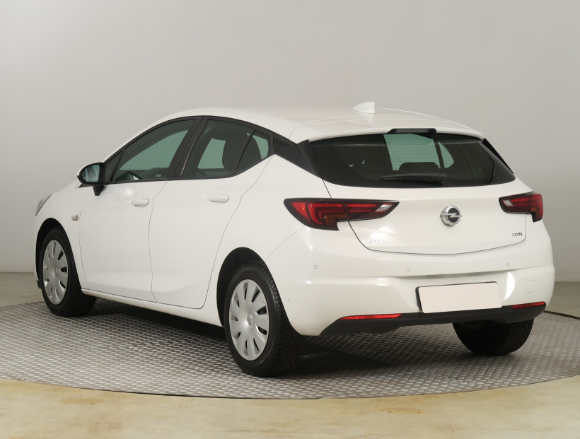 Opel Astra, 2017