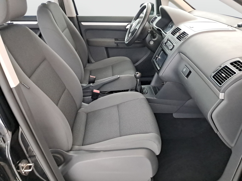 Volkswagen Touran, 2011