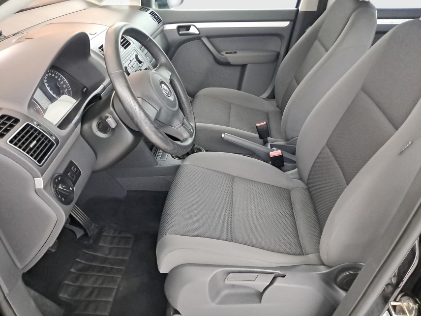 Volkswagen Touran, 2011