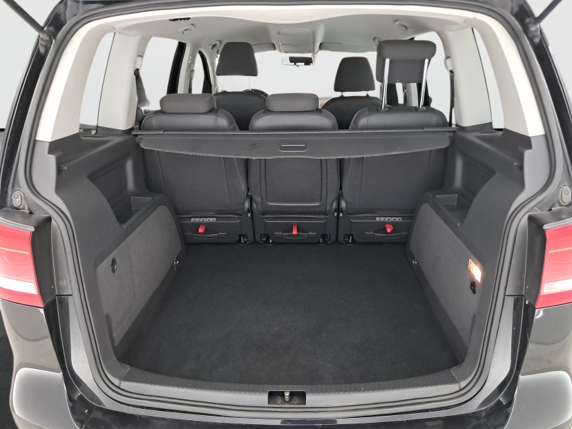 Volkswagen Touran, 2011