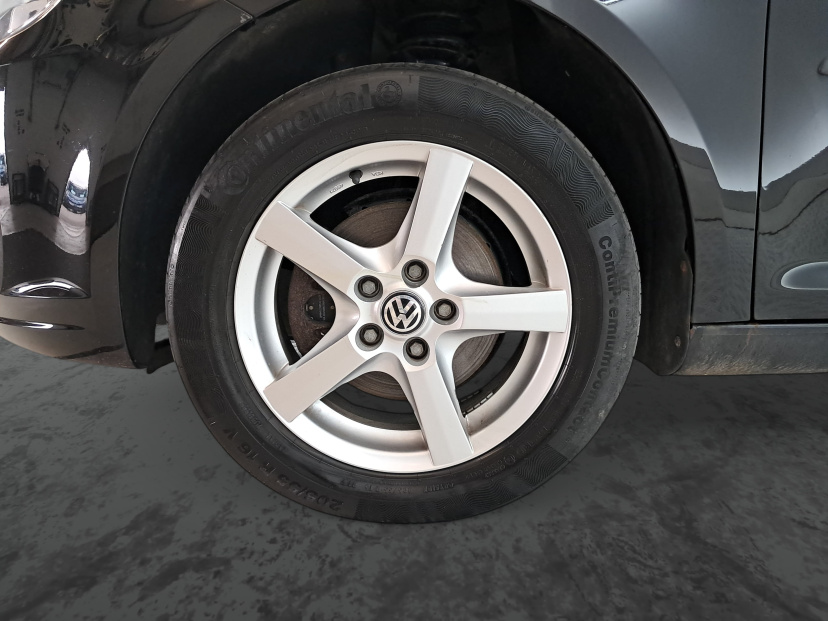 Volkswagen Touran, 2011