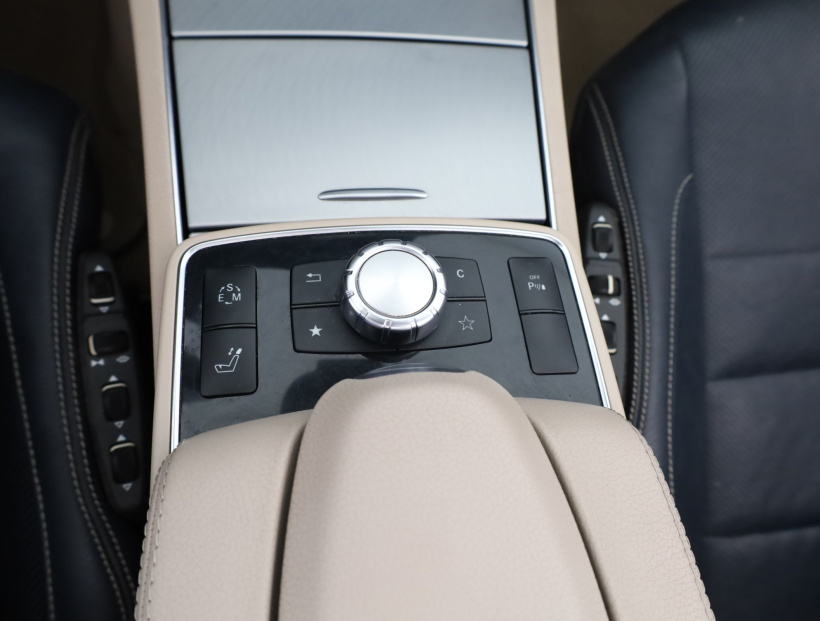 Mercedes-Benz E, 2014
