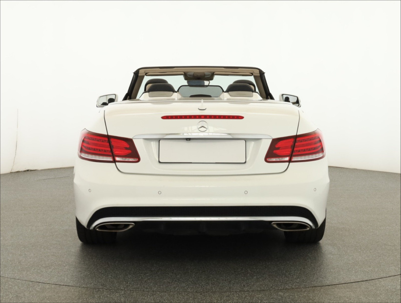 Mercedes-Benz E, 2014