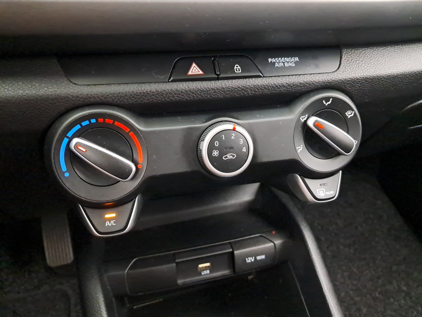 Kia Rio, 2021