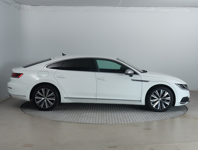 Volkswagen Arteon, 2020