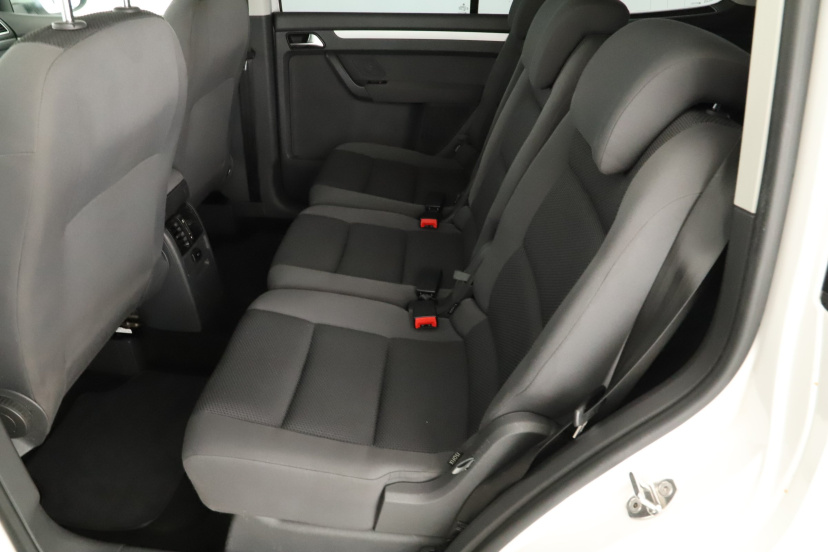 Volkswagen Touran, 2012