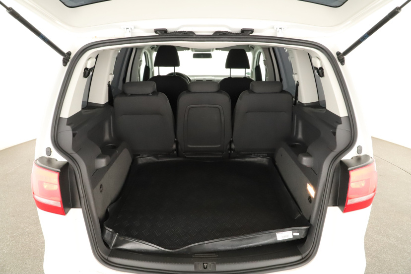 Volkswagen Touran, 2012