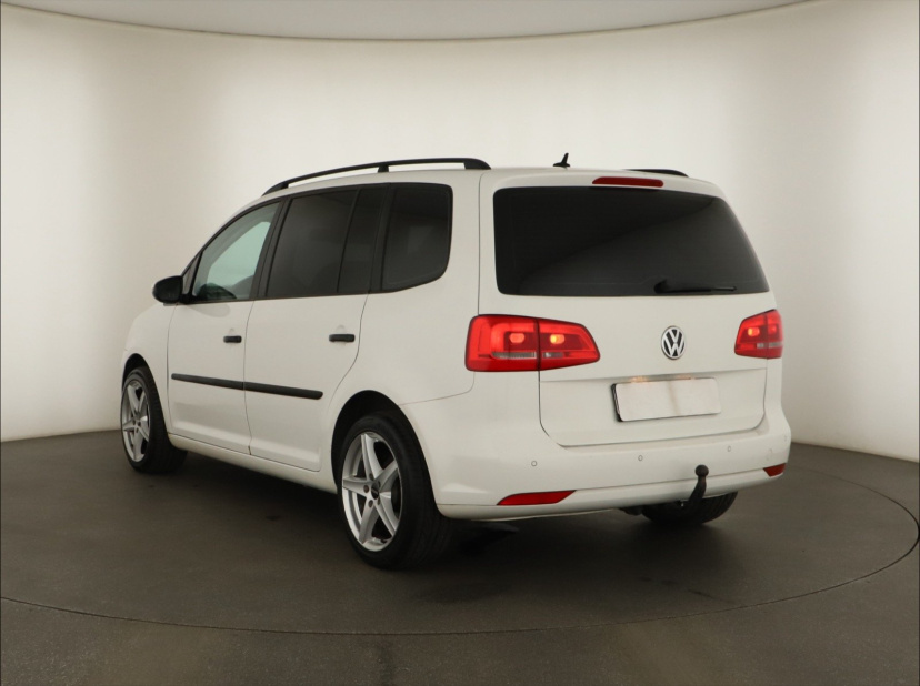 Volkswagen Touran, 2012
