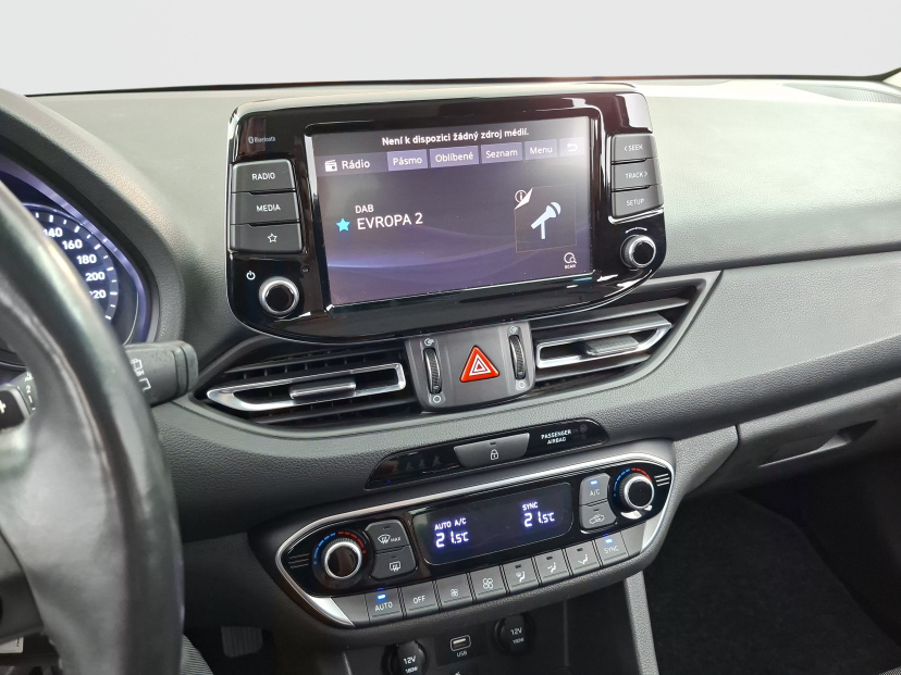Hyundai i30, 2022