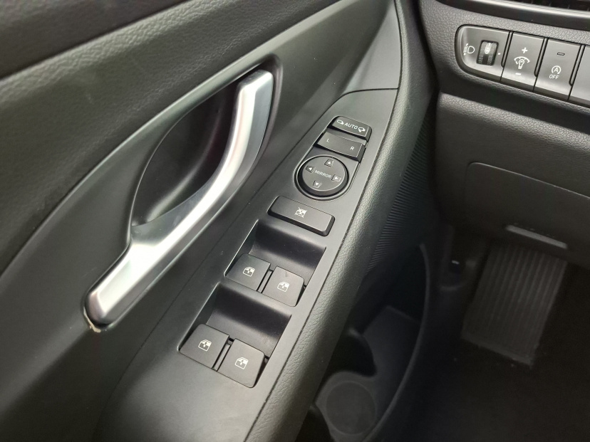Hyundai i30, 2022