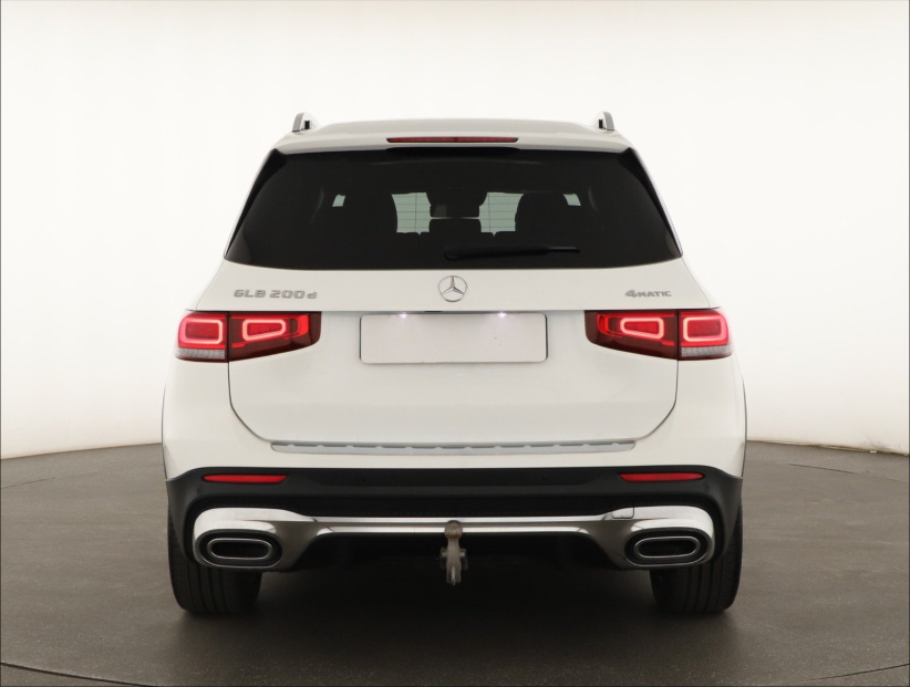 Mercedes-Benz GLB, 2023