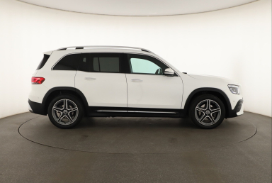 Mercedes-Benz GLB - 2023