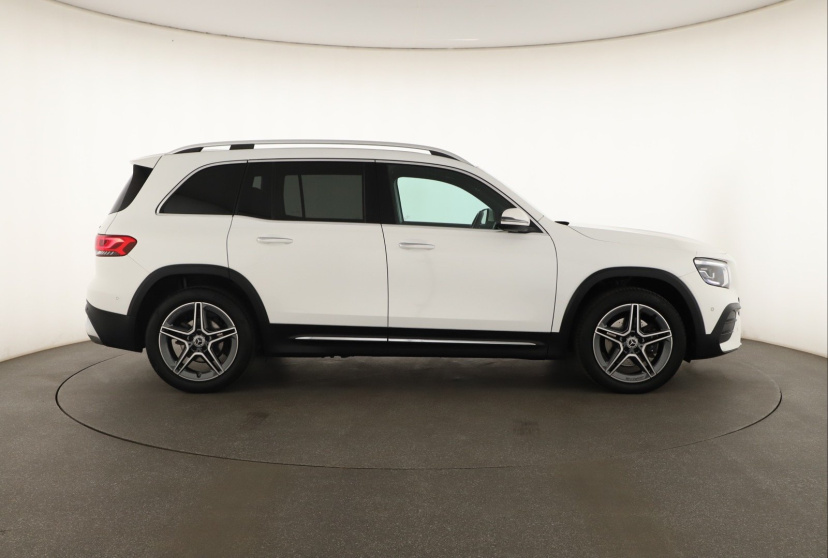 Mercedes-Benz GLB, 2023