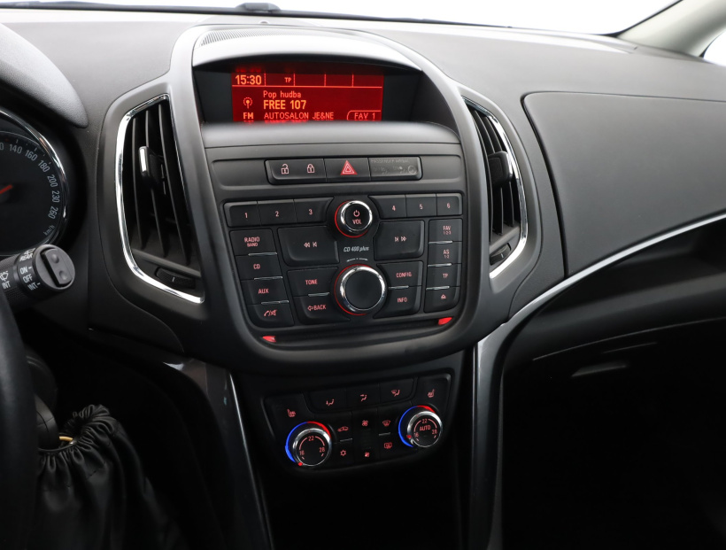 Opel Zafira, 2016
