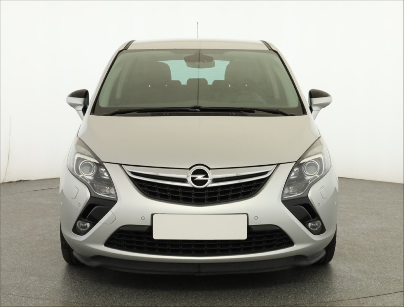 Opel Zafira, 2016