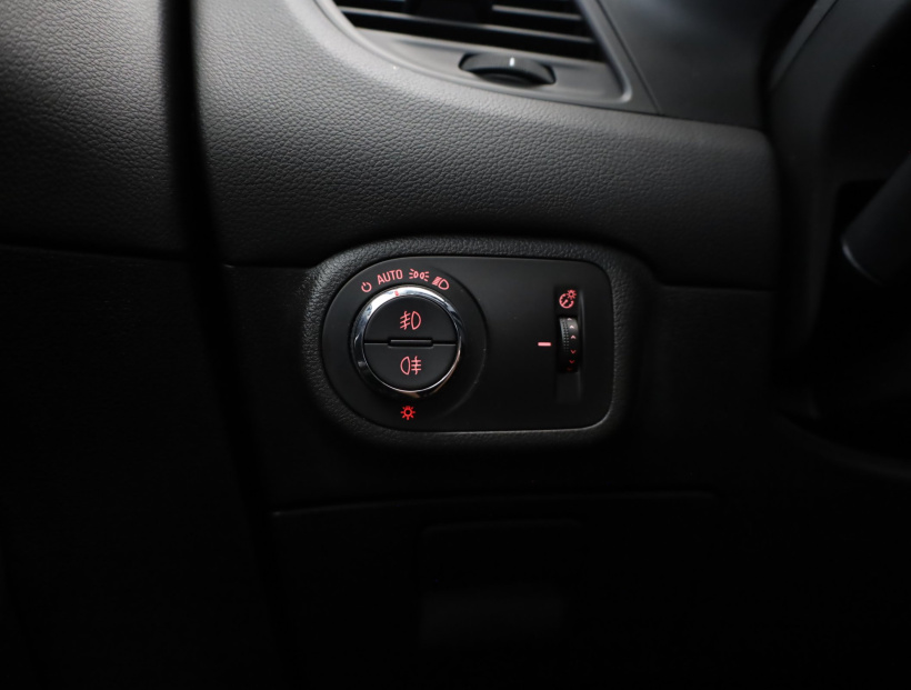 Opel Zafira, 2016