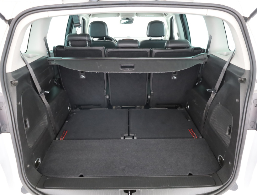 Opel Zafira, 2016