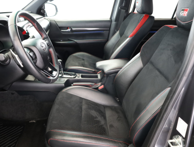 Toyota Hilux - 2023