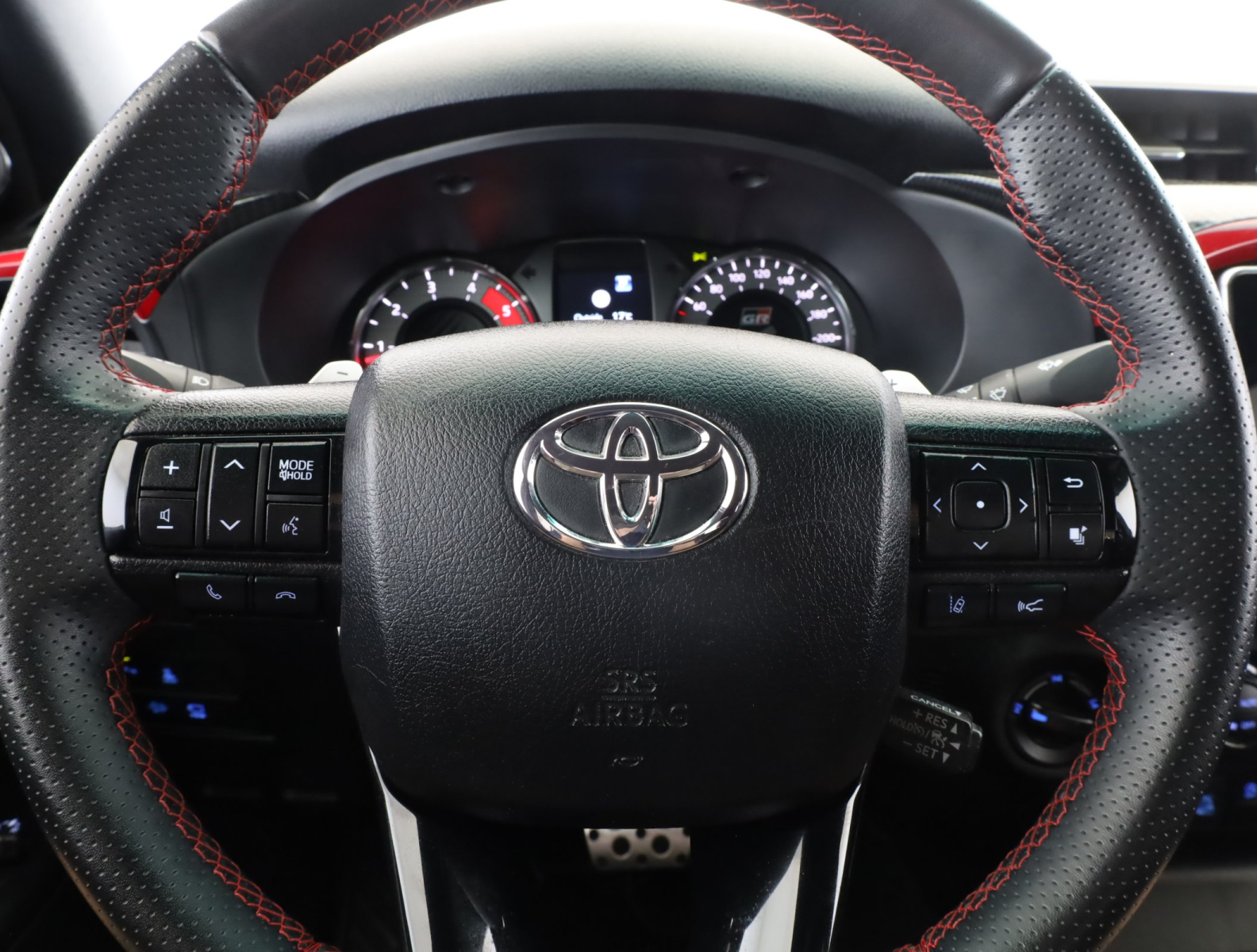 Toyota Hilux - 2023