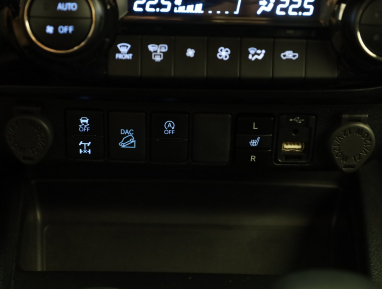 Toyota Hilux - 2023