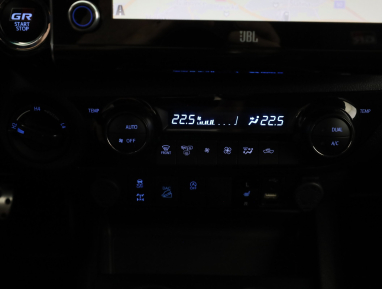 Toyota Hilux - 2023