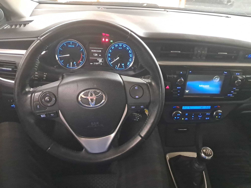 Toyota Corolla, 2015