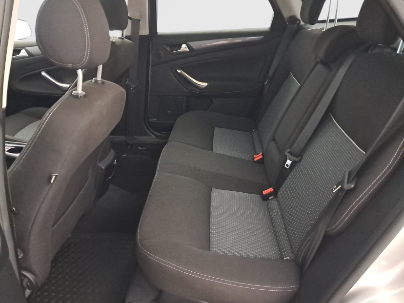 Ford Mondeo, 2012