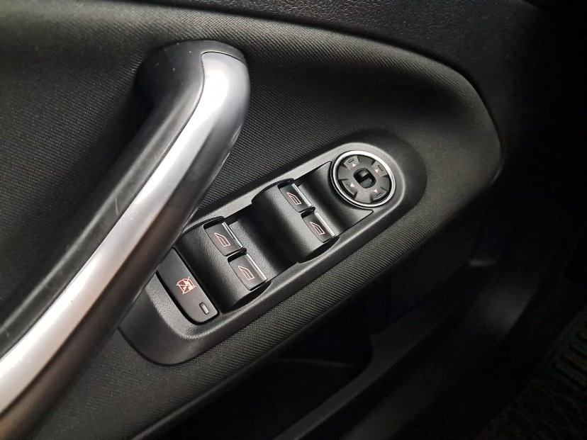 Ford Mondeo, 2012