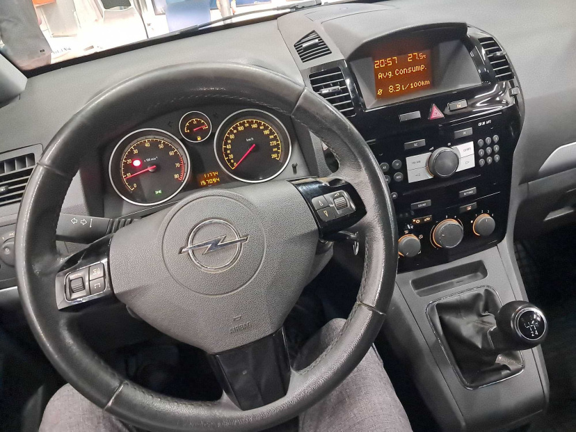 Opel Zafira, 2010