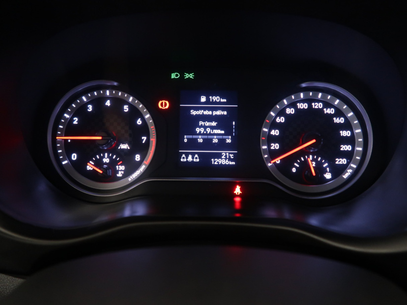 Hyundai i10, 2022