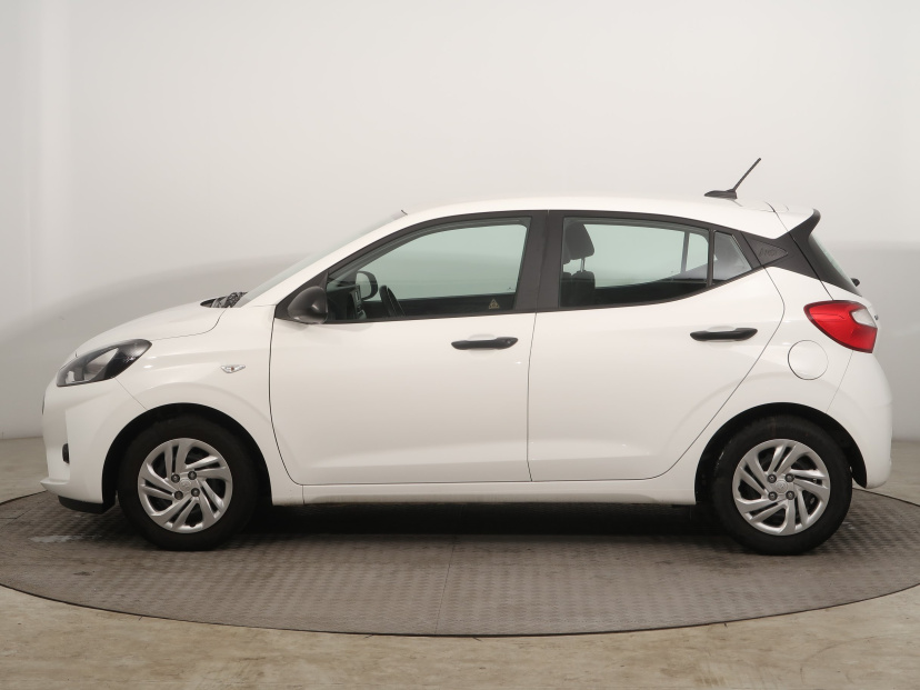 Hyundai i10, 2022