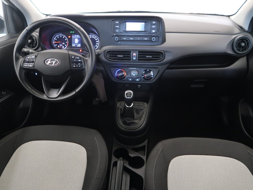 Hyundai i10, 2022