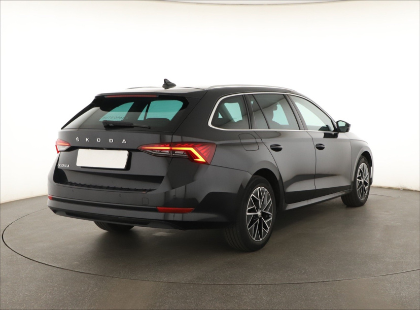 Škoda Octavia, 2023